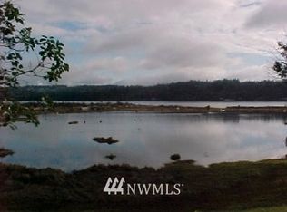 621 NE Gladwin Beach Rd, Belfair, WA