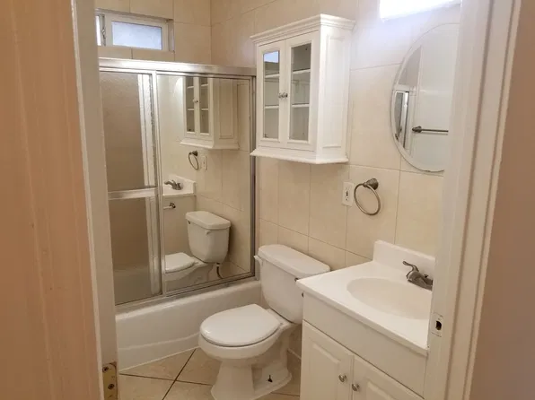 APT STREET 120, 227 E 120th St APT 4, Los Angeles, CA 90061