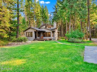 8599 E Apache Trl, Athol, ID 83801