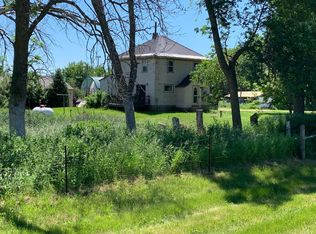 2966 110th Ave, Hendricks, MN 56136