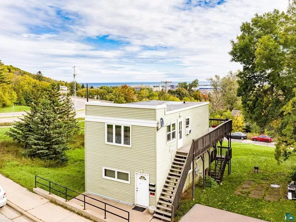 2312 W 10th St, Duluth, MN 55806