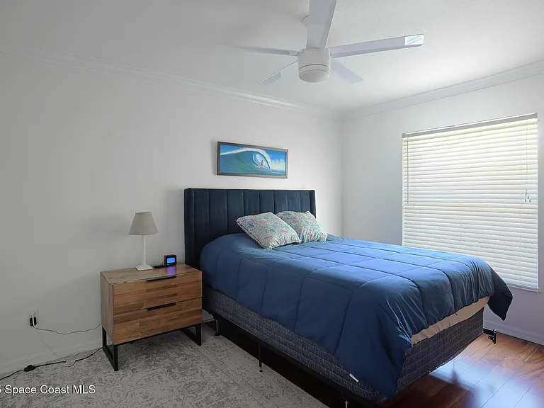 112 Carmen St — Photo 19