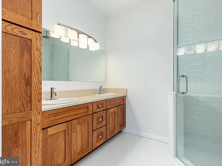 3937 Terrace St #2 — Photo 8
