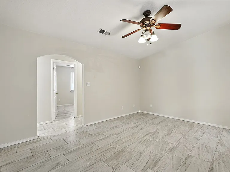 6505 Evesham Rd NW — Photo 14