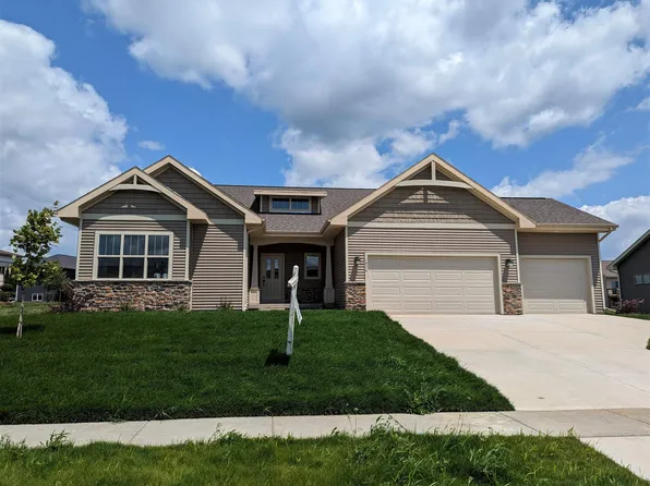 1916 Grieg Dr, Mount Horeb, WI 53572