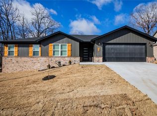 32 Eastleigh Dr, Bella Vista, AR 72714