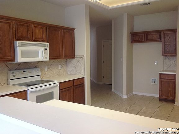 4th image of 21118 Las Lomas Blvd