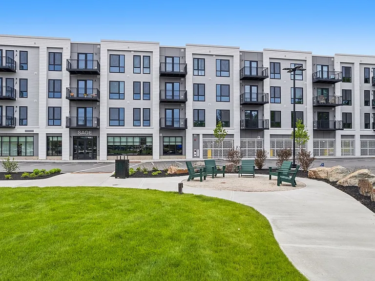 2454 Lafayette Rd #201 — Photo 9
