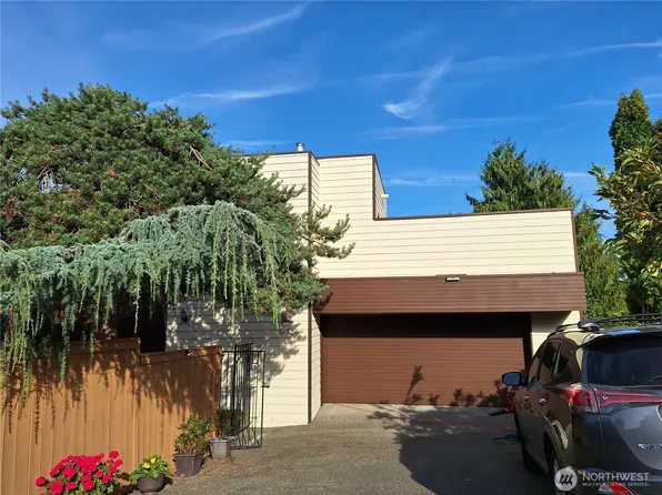 16328 35th Avenue NE, Lake Forest Park, WA 98155