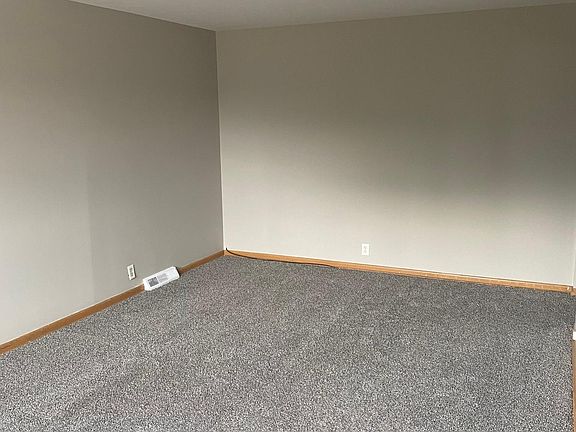 5th image of 4736 S 77th Ave
