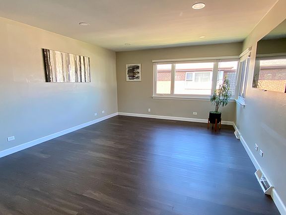 4th image of 3006 Harlem Ave APT 2W