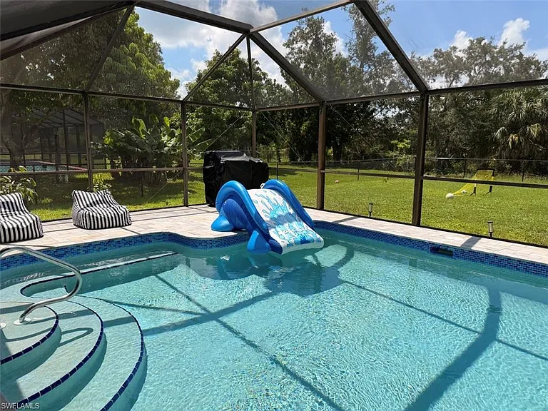 6560 Kestrel Cir — Photo 17