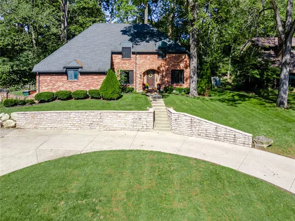 755 Woodbourne Trl, Dayton, OH 45459