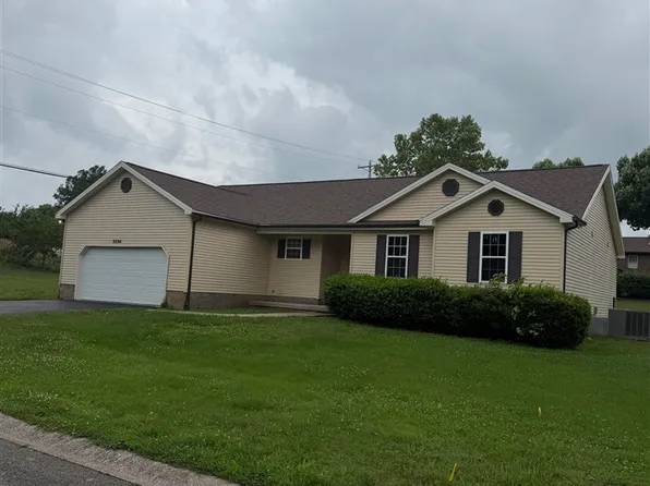 2524 Stonebridge Ln, Bowling Green, KY 42101