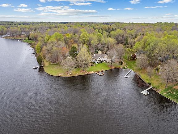 2nd image of 4620 Old Lake Trl