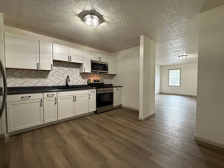 1541 Southside Rd — Photo 7