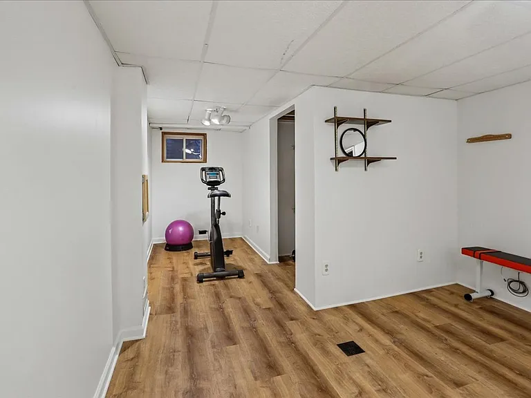 1703 Tilton Dr — Photo 30