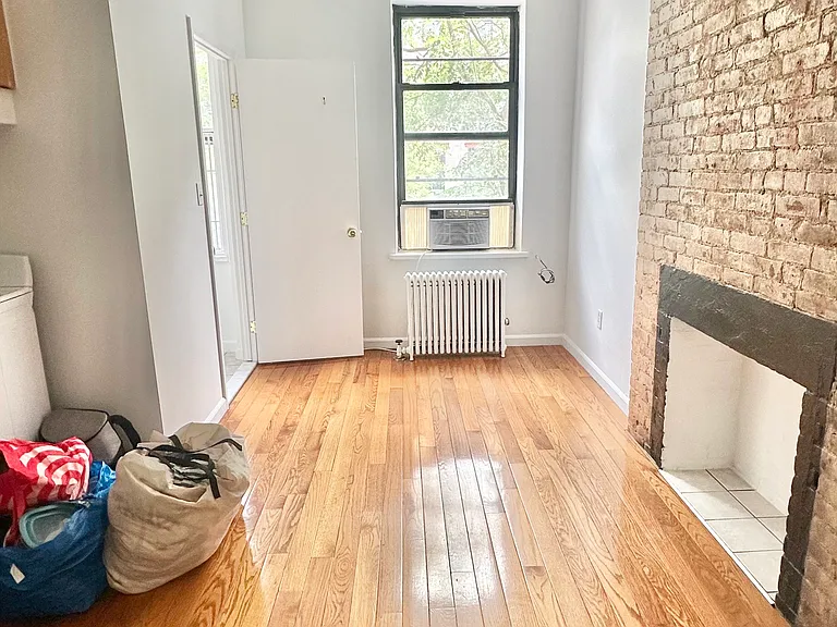182 Avenue B #3 — Photo 2