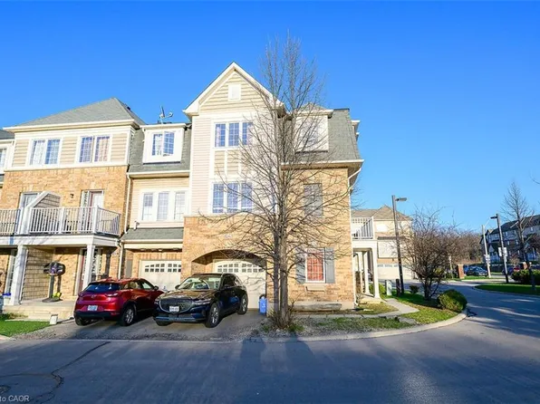 7 Sirente Dr #35, Hamilton, ON L9A 0B4