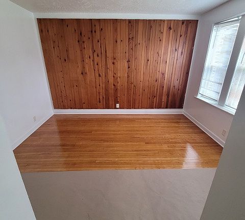 5th image of 6948 S Crandon Ave #1S
