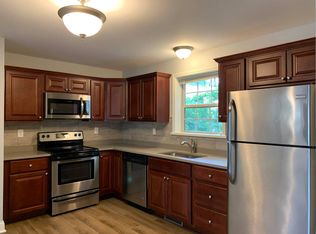 1952 Curry Rd APT 17, Schenectady, NY 12303