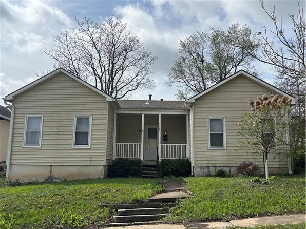 1024 Lincoln St, Saint Joseph, MO 64501