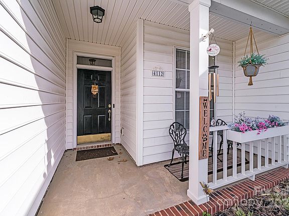 2nd image of 4112 Highcroft Ln