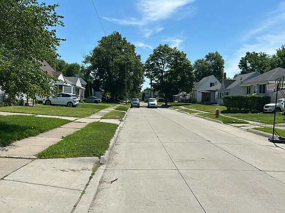 5th image of 13398 Sherman Ave
