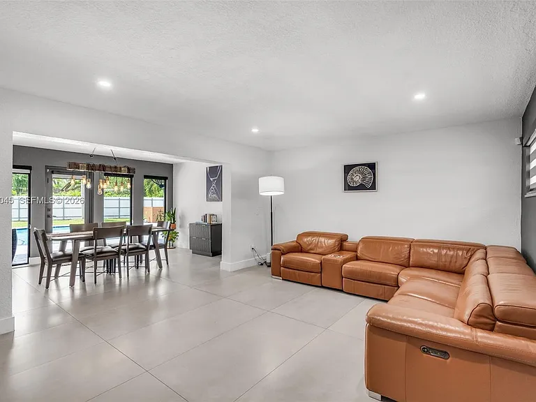 11220 SW 181st Ter — Photo 17