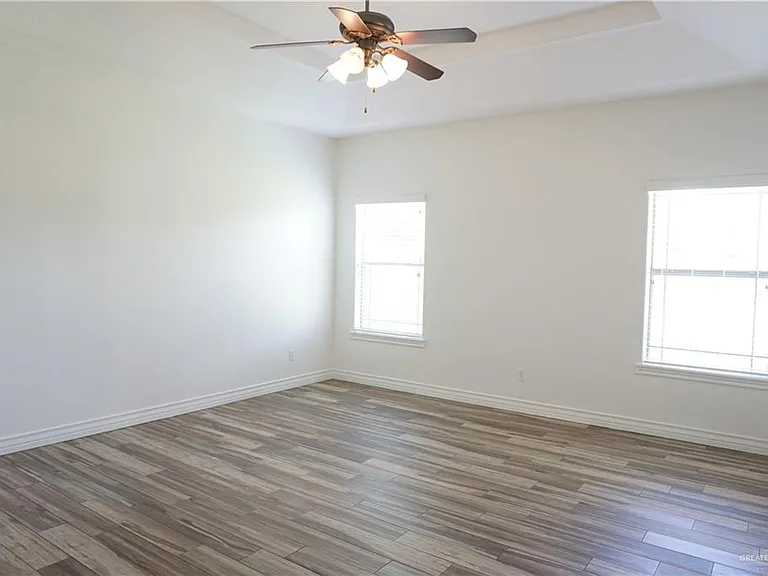 904 Shawnee Bend Rd — Photo 10