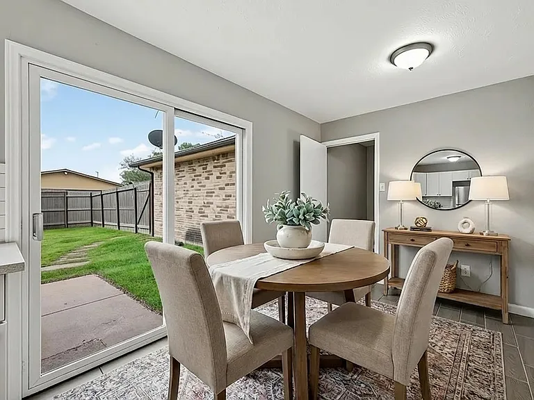 14034 Lourdes Dr — Photo 10