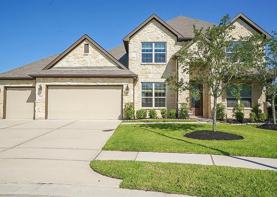 1st image of 15538 Cascade Mist Dr