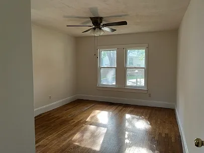 26 Pelzer St — Photo 9