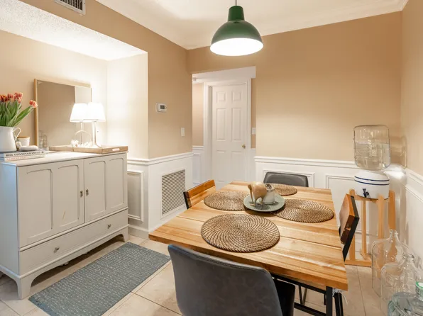 490 NW 20th Street #216, Boca Raton, FL 33431