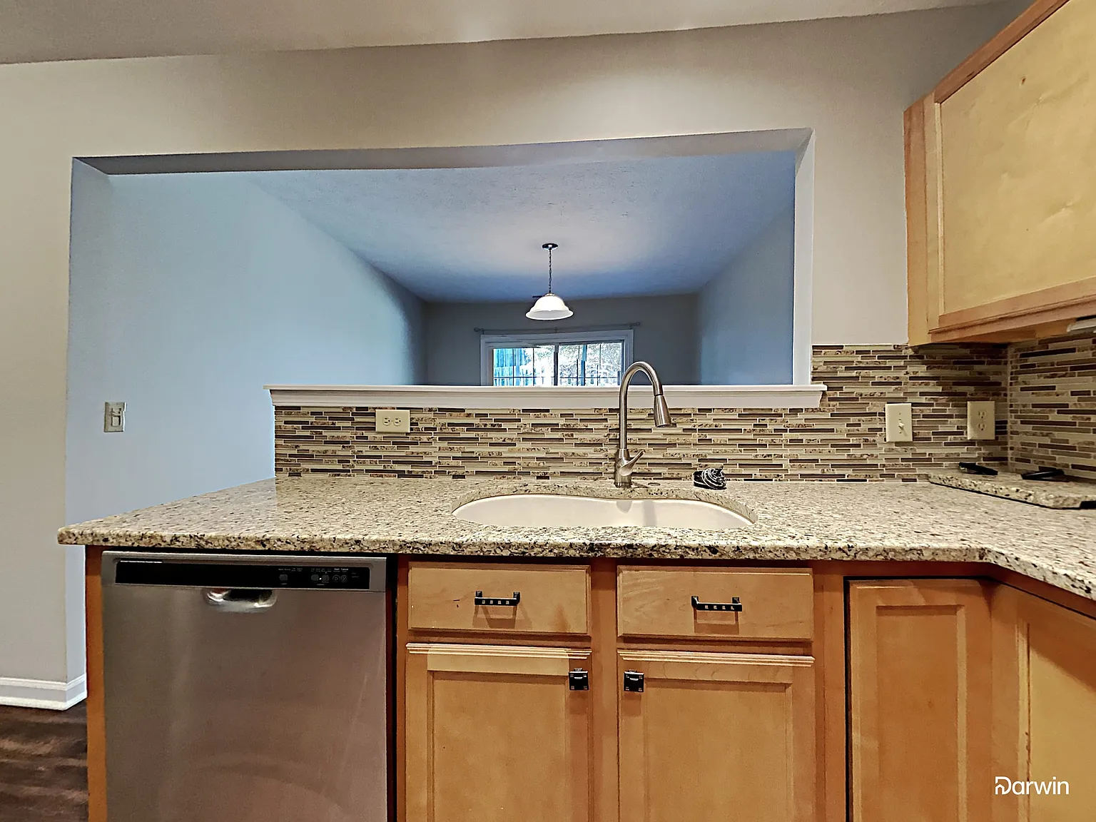 3 bed, 2.0 bath, 1540 sqft, $2,150 — Photo 4