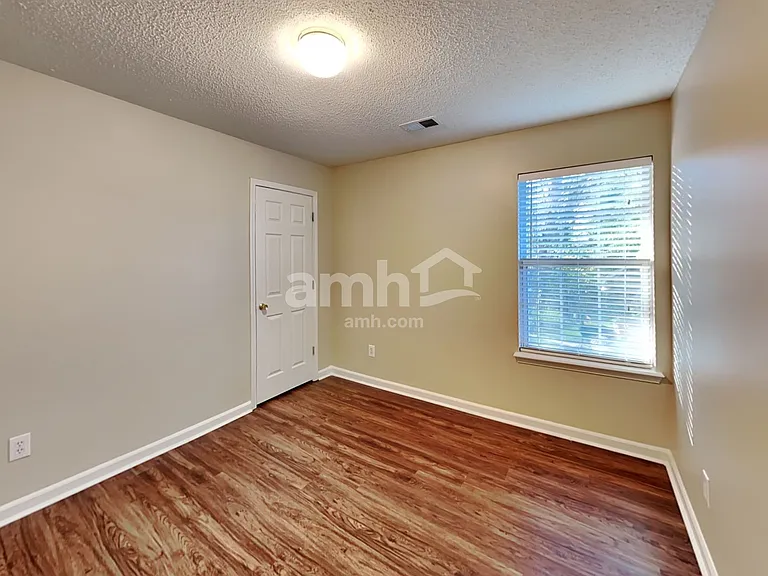 4654 Grove Ct — Photo 22
