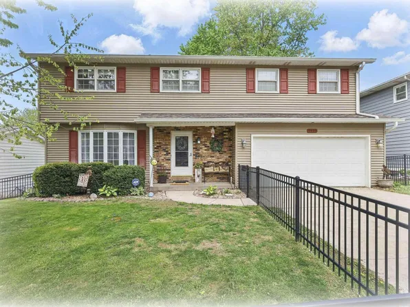 2412 Belle Ave, Davenport, IA 52803