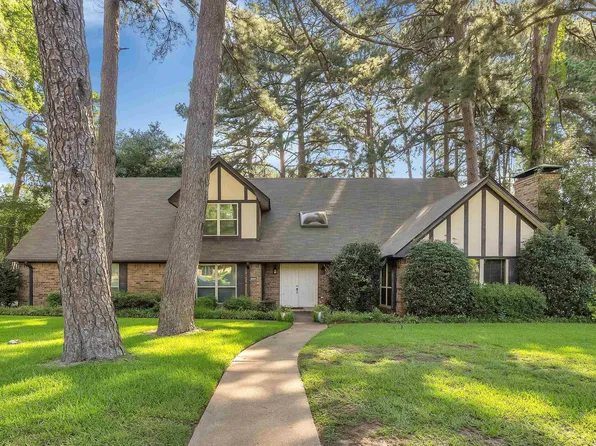 1804 Northwest Dr, Longview, TX 75604