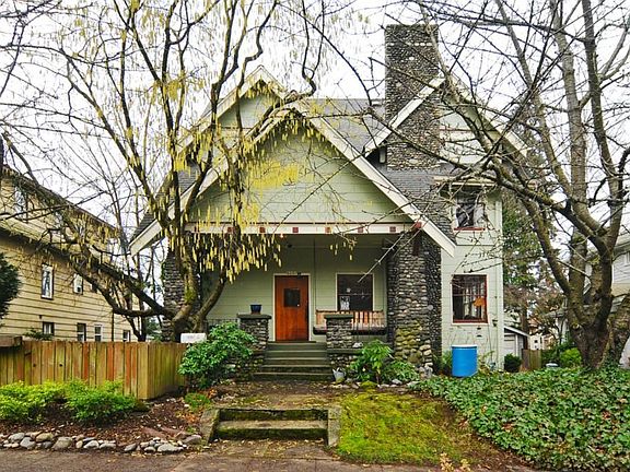 3rd image of 5251 12th Ave NE Unit D