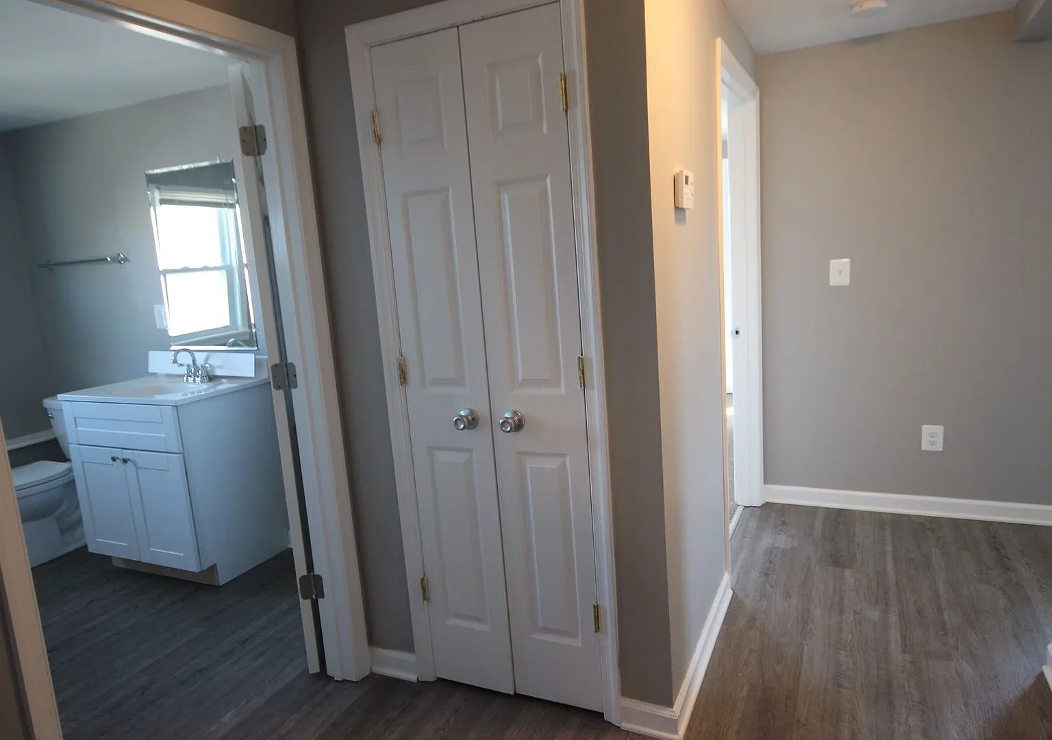 312 N Philadelphia Blvd — Photo 3
