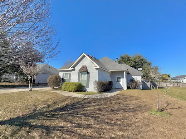 28491 Twilight Dr, Ponchatoula, LA 70454
