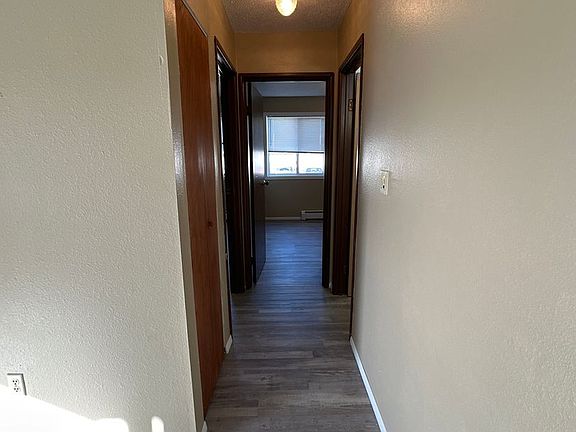 5th image of 611 11th St NE #9