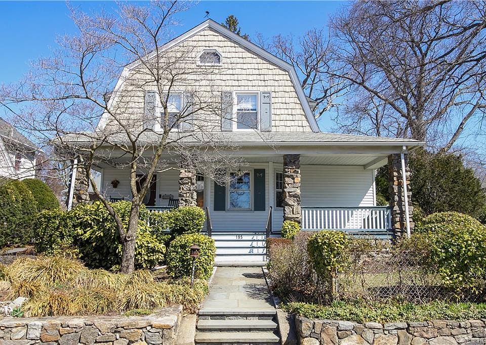 1st image of 195 Larchmont Ave