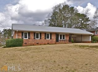 330 Beechwood Dr, Athens, GA 30606