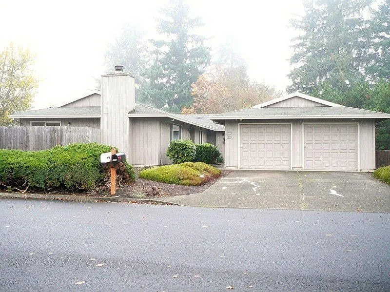 9303 SW 91st Ave photo 1