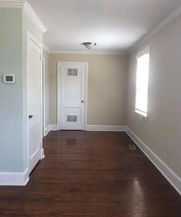 5th image of 9634 Selby Pl