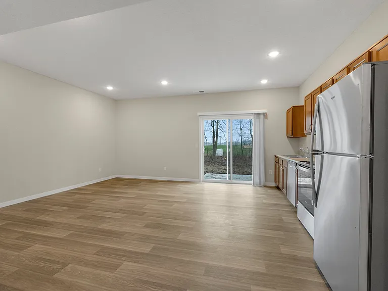 kitchen/living room
