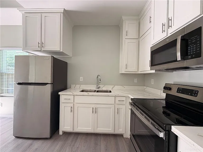 3012 W Kenwood St #3 — Photo 4