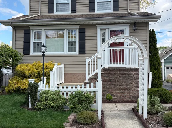 829 Elm Ave #2, Ridgefield, NJ 07657