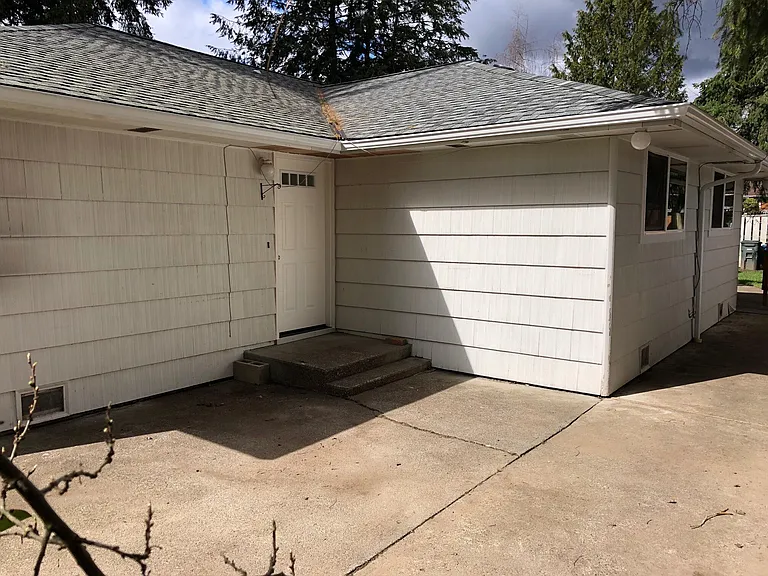 Side yard
